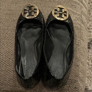 Tory Burch Black Loafers with Gold Emblem